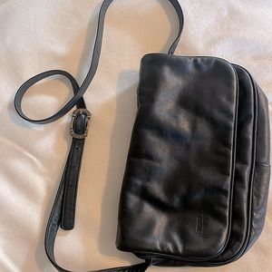 Stone Mountain black soft leather purse